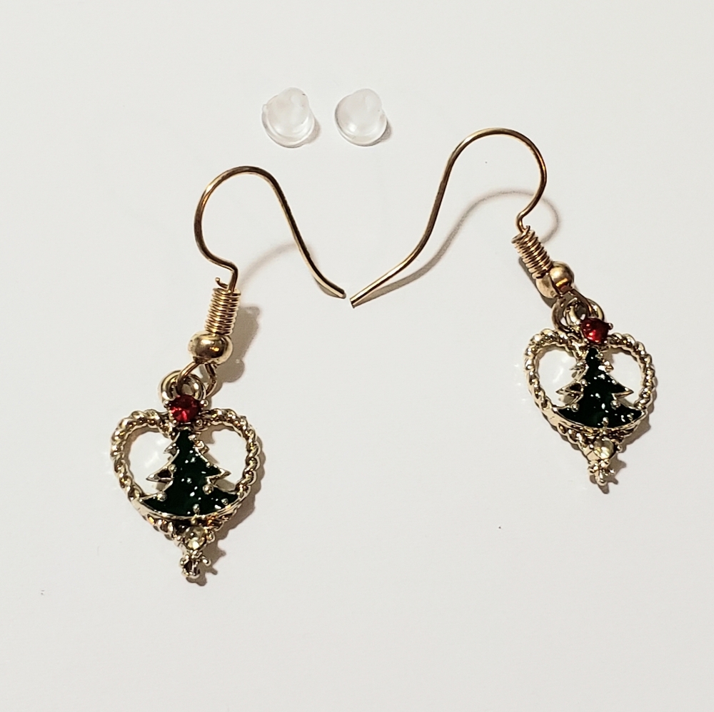 🎄2/$10 Heart Christmas Tree Earrings